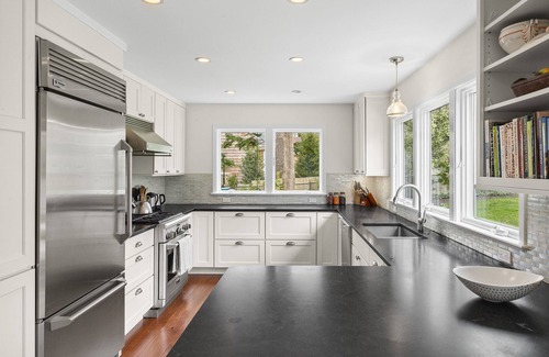 Sag Harbor House | Country Home in Sag Harbor Village