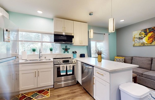 Fallbrook House | Country home with stunning views, AC, washer/dryer, & patio