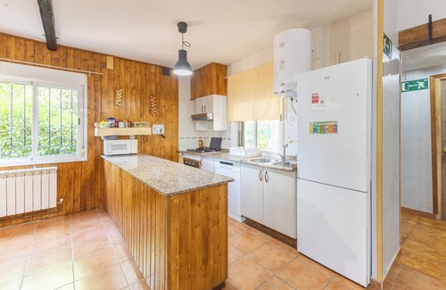 Fuentiduena de Tajo House | Country House 'Casa Fina' with Private Pool, Shared Terrace and Wi-Fi