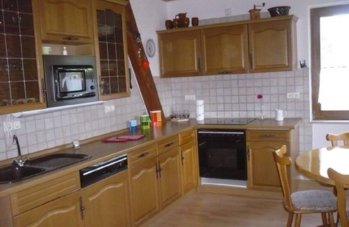 Gahlenz Apartment | Country house style, 80 m², sun terrace, playground, 2 bedrooms, up to 5 people