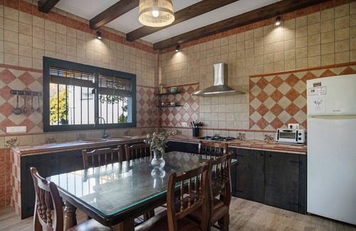 Prado del Rey House | Country House 'El Moral' with Mountain View, Private Terrace and Wi-Fi