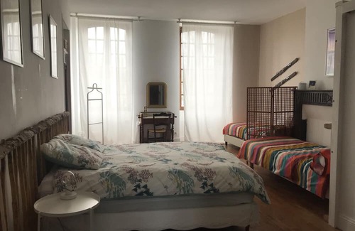 Aramits House | Country House "Etape En Barétous" with Private Terrace, Private Garden & Wi-Fi