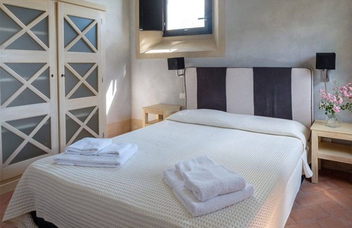 Cavriglia Other | Country House /Farm House in Cavriglia with 1 bedrooms sleeps 2