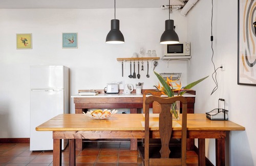 La Vegueta House | Country House 'Finca Emblemática - Nº3 Liria' with Mountain Views, Shared Pool and Wi-Fi