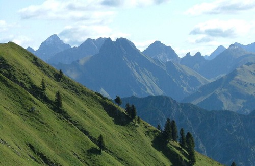 Oberstdorf Apartment | Country house in Oberstorf-Kornau, quiet, comfortable, in summer cable cars included