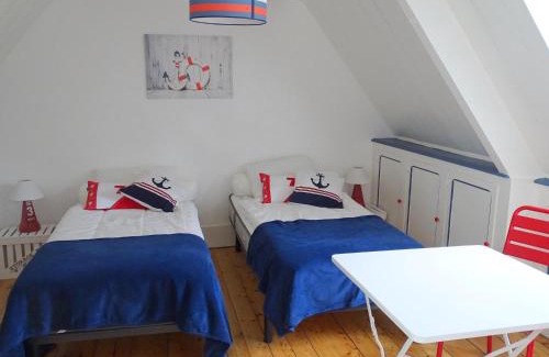 Locquirec Villa | Country House in Porz Bilic near Sandy Beach