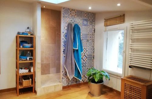 Villeneuve-Saint-Georges Villa | country house in Provence