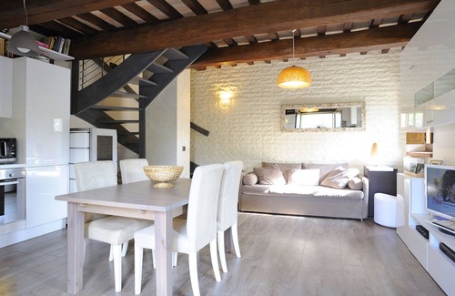 Montone House | Country House in Umbria Montone , 20 min drive from Perugia airport