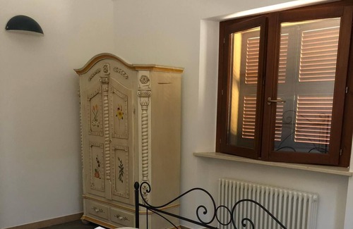 Ponzano di Fermo Other | Country house with four double bedrooms and one twin