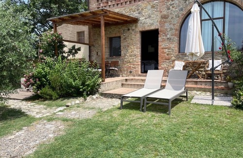 Gambassi Terme Apartment | Country House Nazzano in Vineyards/Olive Grove near Florence Siena - Ro