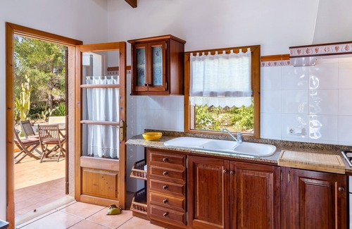 Arta Villa | Country House 'Sa Carbona' with Mountain View, Wi-Fi and Air Conditioning
