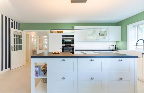 Nieblum House | Country house under the linden trees