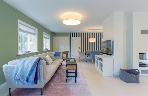 Nieblum House | Country house under the linden trees