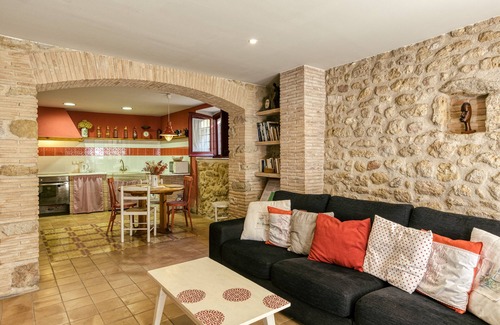 Orriols House | Country house 'Vermella' with Wi-Fi