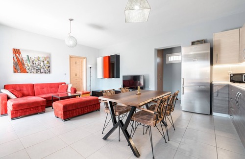 Filerimos Villa | Country House 'Villa Mata' with Private Pool, Wi-Fi and Air Conditioning