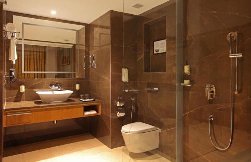 Amritsar Hotel | Country Inn Premier Amritsar - 10 min drive from Golden Temple