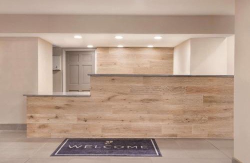 North Little Rock Hotel | Country Inn & Suites by Radisson, North Little Rock, AR