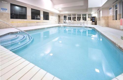 Stone Mountain Hotel | Country Inn & Suites by Radisson, Stone Mountain, GA