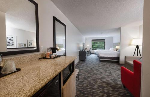 Queensbury Hotel | Country Inn & Suites by Radisson, Lake George Queensbury , NY