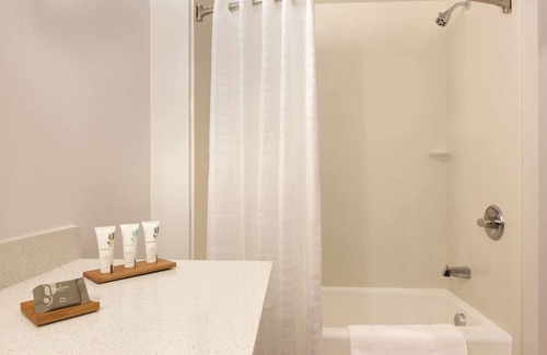 Shreveport Hotel | Country Inn & Suites by Radisson, Shreveport-Airport, LA