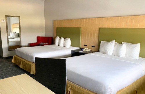 Fort Worth Hotel | Country Inn & Suites by Radisson, Fort Worth West l-30 NAS JRB