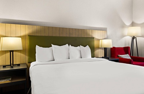 Hinesville Hotel | Country Inn & Suites by Radisson, Hinesville, GA