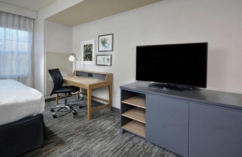 Asheville Hotel | Country Inn & Suites by Radisson, Asheville West near Biltmore