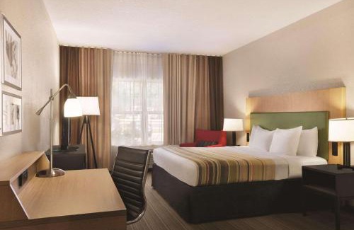 Madison Hotel | Country Inn & Suites by Radisson, Madison Southwest, WI