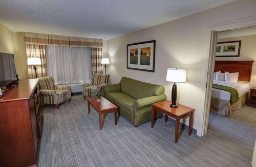 Paw Creek Hotel | Country Inn & Suites by Radisson, Charlotte I-85 Airport, NC