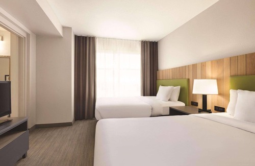 Conyers Hotel | Country Inn & Suites by Radisson, Conyers, GA