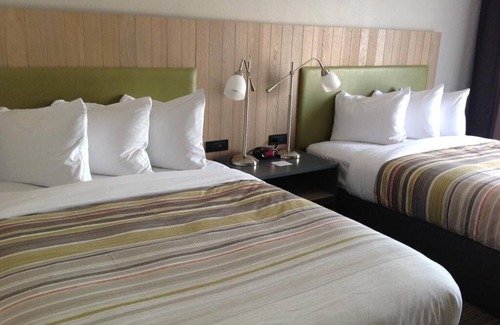 Jackson Hotel | Country Inn & Suites by Radisson, Jackson, TN