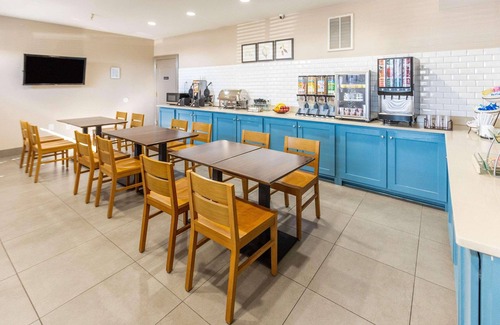 Smyrna Hotel | Country Inn & Suites by Radisson, Smyrna - Atlanta Northwest