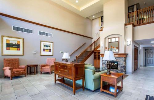 Barrio Hollywood Hotel | Country Inn & Suites by Radisson, Tucson City Center AZ