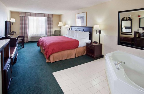 Hiram Hotel | Country Inn & Suites by Radisson, Hiram, GA