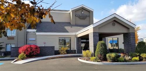Erie Hotel | Country Inn & Suites by Radisson, Erie, PA
