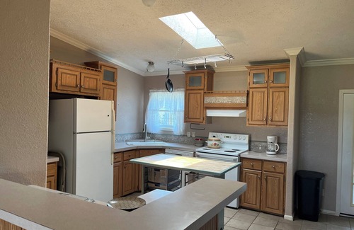 Pipe Creek House | Country Living in Pipe Creek, Bandera County 3 bedroom, kid-friendly