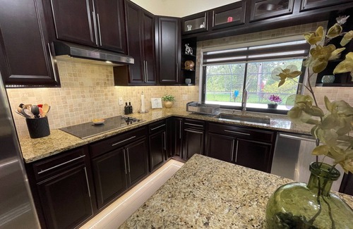 Hunt Club House | Country living just 20 minutes from the beach!