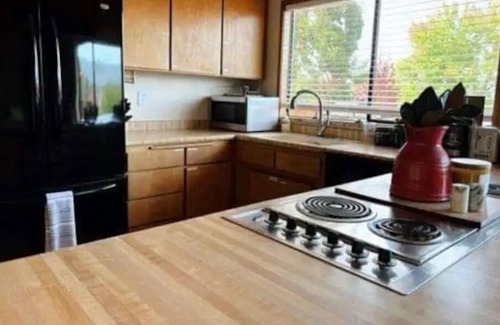 Redwood House | Country living with Rogue Valley View