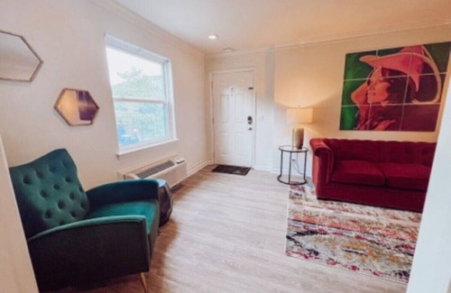 Music Row Condo | Country Music Themed Condo Steps from Music Row