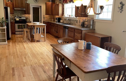 Millsboro Bed & Breakfast | Country Quiet 3 Bedroom 2 Bath Tranquil Space!