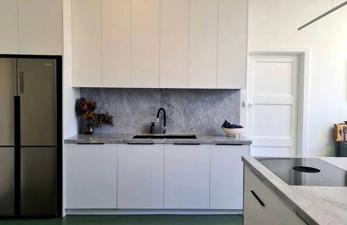 St Kilda House | Country retreat in the heart of St KILDAnn