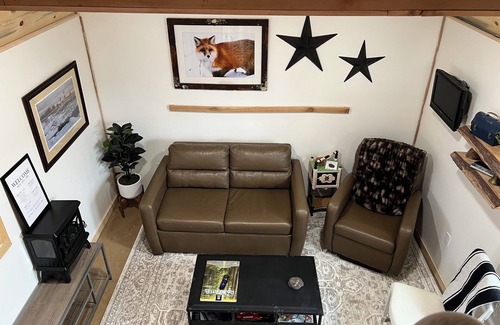 Stites Cabin | Country retreat with Mountain View’s and pool World class fishing and hunting