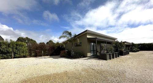 Hope Apartment | Country Retreats on Ranzau 8