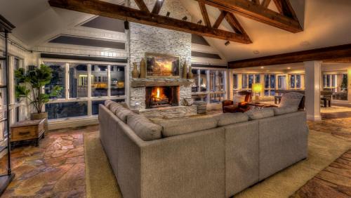 Morganton House | Country Roads