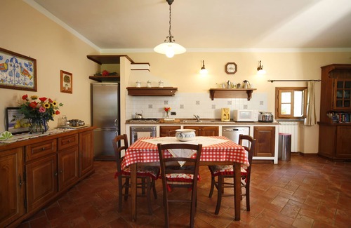 Castelnuovo di Garfagnana Villa | Country villa in Garfagnana with private pool (7sleeps)