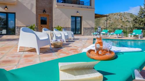 Cartama House | Countryhouse Bradomín Cártama by Ruralidays