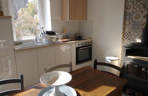 L'Isle-sur-la-Sorgue House | countryside hamlet house with garden