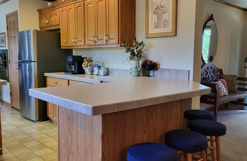 Marion House | Countryside 3-Bedroom Home with Pond near I57/R148 & Lake of Egypt