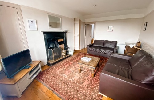 Anstruther Cottage | Countryside Cottage in Crail for 2 guests