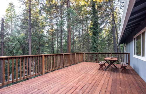 Iowa Hill House | Countryside Elegant Suites with Porch- Excellent for DE-stressing!!